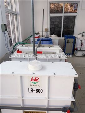 2000年淮北學(xué)校飲用水消毒設(shè)備的技術(shù)革新與智能制造發(fā)展